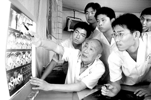 漫漫从医路，青年人需要支撑