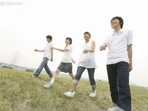 如何通过散步减肥