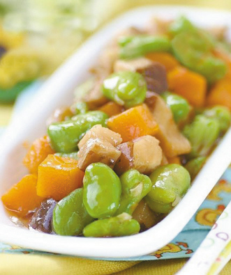 蚕豆香菇炒时蔬