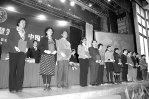 为药学事业贡献光和热