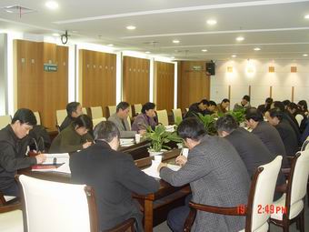 省食品药品监管局举办保持共产党员先进性教育活动培训班