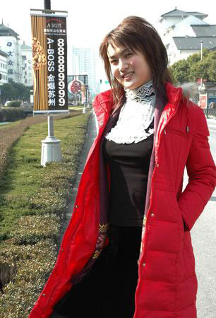 23岁上海小伙成功变性成美女