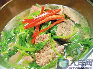 补血猪肝菠菜汤