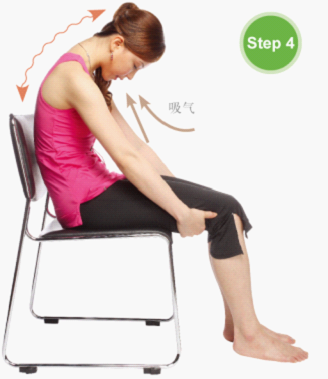 十分钟瑜伽缓解腰部疼痛 动作四