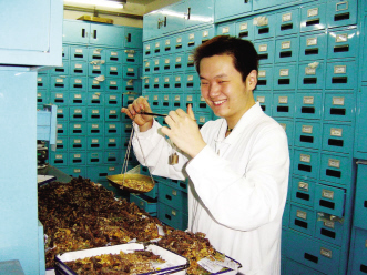 给中药临床药学添一抹“环保绿”
