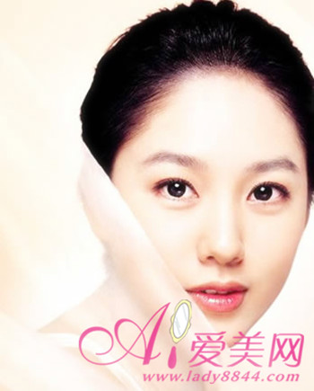 皮肤暗黄怎么办 改善肤色拒做黄面婆