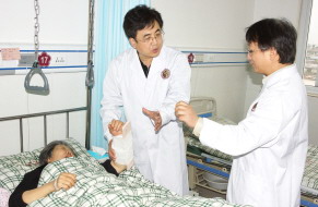 灾后救治中医药快捷高效