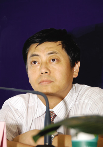 张伟：要用科学观点和数据说服对方
