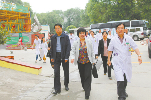 勇担重任统领全院 精进精神创新发展——记青海红十字医院院长张建青