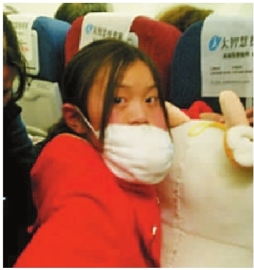 湖南12岁女孩患血管瘤面目狰狞 拒绝当乞儿