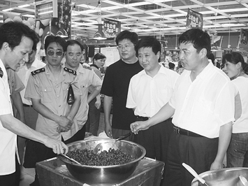 安丘督查夏季食品安全专项整治行动