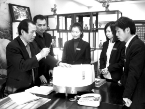 演绎熏蒸疗法的经典——“康柏力”中药熏蒸治疗仪研发探秘