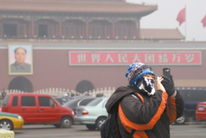 北京首次启动空气污染黄色预警