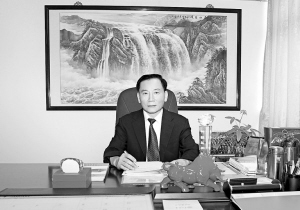 百年风雨路 众手铸医魂——中山大学附属第一医院百年辉煌回眸