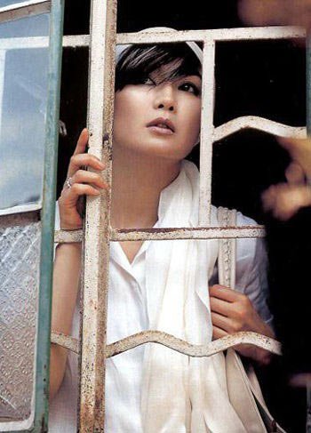张柏芝阿娇众女星演绎诱惑护士装