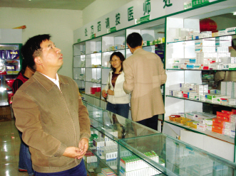 不等不靠忙“回访”