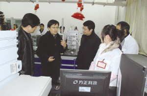 书江中传奇 创一流业绩--记快速发展的江西中医学院现代中药制剂教育部重点实验室