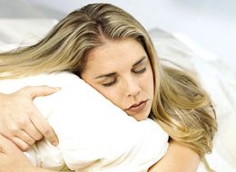 健康指南：女性秋季睡觉的八大禁忌