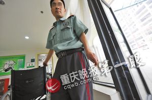 控烟令第四天：重庆市卫生监督所楼内发现烟头