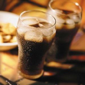 常喝碳酸饮料身体平均老化2.5年