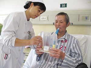 七旬老人换上25岁的心脏 个性是否改变引关注