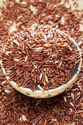 健康指南：7类食品吃出健康女人