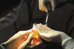 贾永青：捐献眼角膜让生命永恒