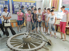 22团医院举办“2011年大学生座谈会”