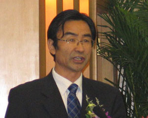 代表建议杜绝抗生素滥用 严格执行“限售令”