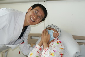 首例台湾来院造血干细胞移植患者成功出舱