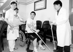 周仁贵同学出院了