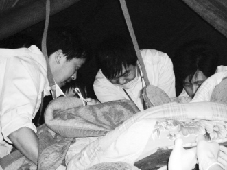 爸爸，我没死，救我