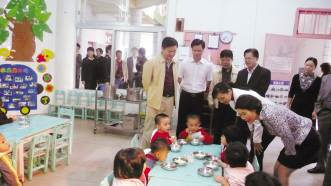 玉林开展学校食堂食品安全专项检查