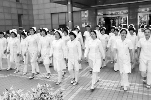 爱心助燃希望 服务铸就品质——大连医科大学附属第一医院护理改革创新纪实