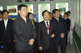 罗欣药业三期产能扩建工程竣工——山东省委书记姜异康亲临公司视察指导
