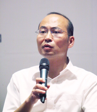 冯伟杰：人才是药店的核心优势