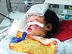 六名广东医生合力拯救她
