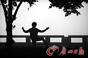 类风湿关节炎患者少吃奶和糖