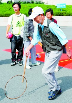 长假“牌友”，别让身体一缺三