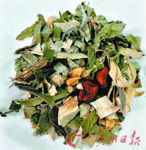 长期抽烟者肺中沉积大量废物 偏方助老烟枪排毒