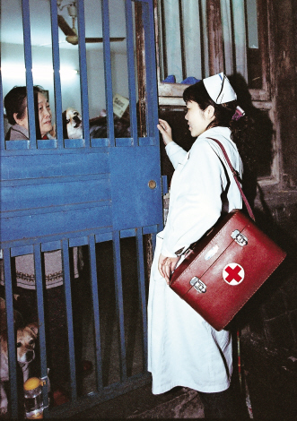 编织“大网”——应对突发性公共卫生事件的社区策略