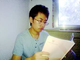 学生患白血病因学校续保断档无法报销药费