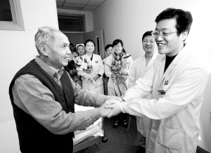不开胸换瓣患者出院