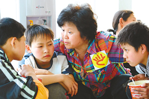 心理抚慰见效 孩子不怕了