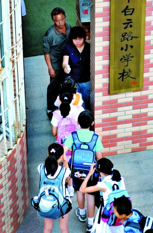 北京H1N1流感确诊病例破百 首现本地二代病例