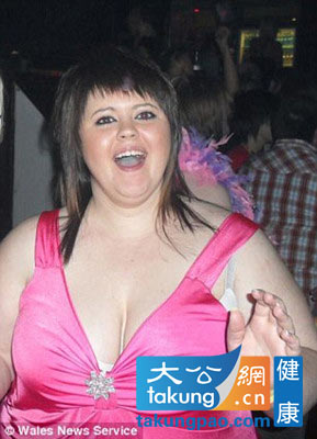 快餐店女孩减肥记：禁食快餐两年减肥百斤
