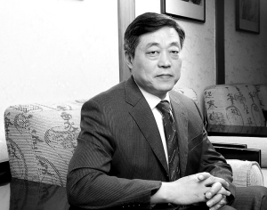 改革创新助百年医院腾飞——记江苏省淮安市第二人民医院院长、党委书记解满平