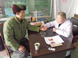 村医老潘的简单生活