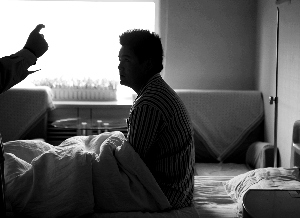 阴阳人手术3小时变帅哥 半个月后将站立排尿