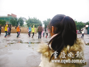15岁少女因无钱治病生命进入倒计时